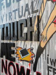TOUCH ME NOW ! (2014)